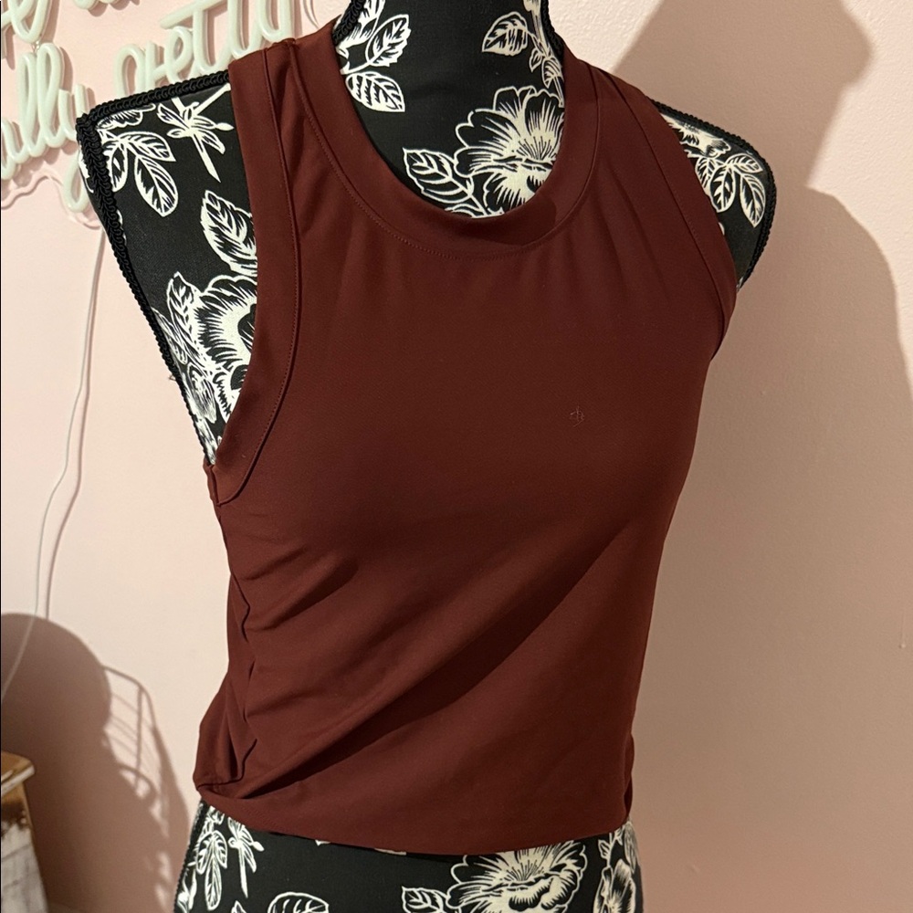 Old Navy Women's Tank Top in Deep Brown